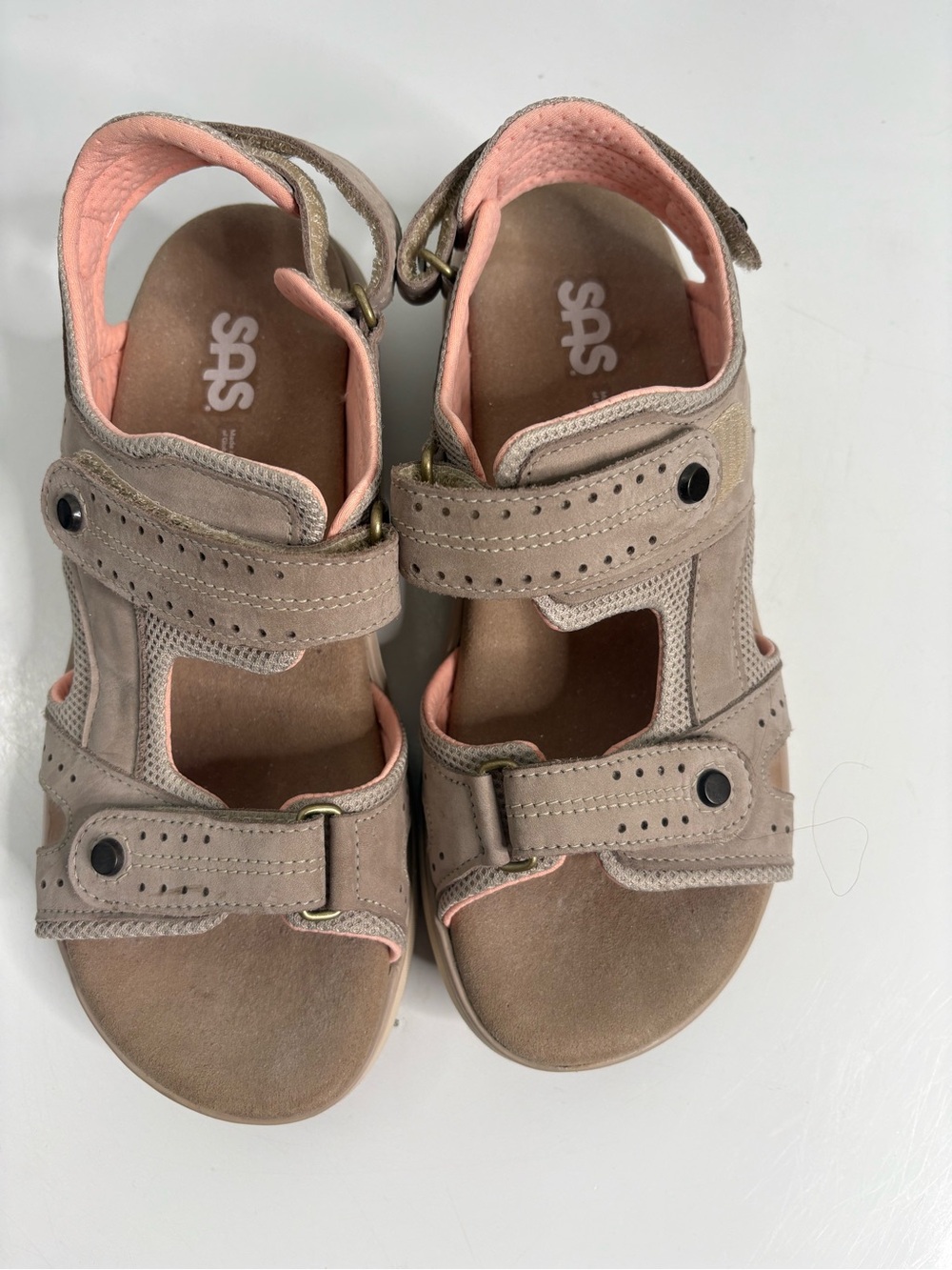 SAS Embark Sport Taupe Sandals with Pink Lining. Never worn size 9.5